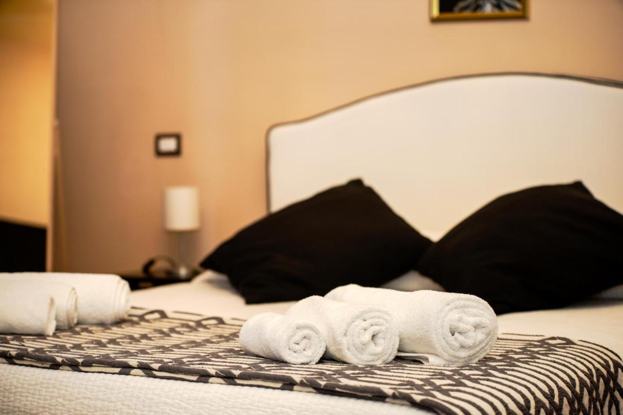 Antica Dimora Deluxe Bed and Breakfast Neapel Exteriör bild